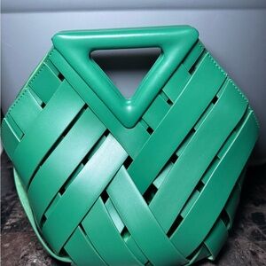 Triangle-Handle Vegan Leather Woven Tote in Green